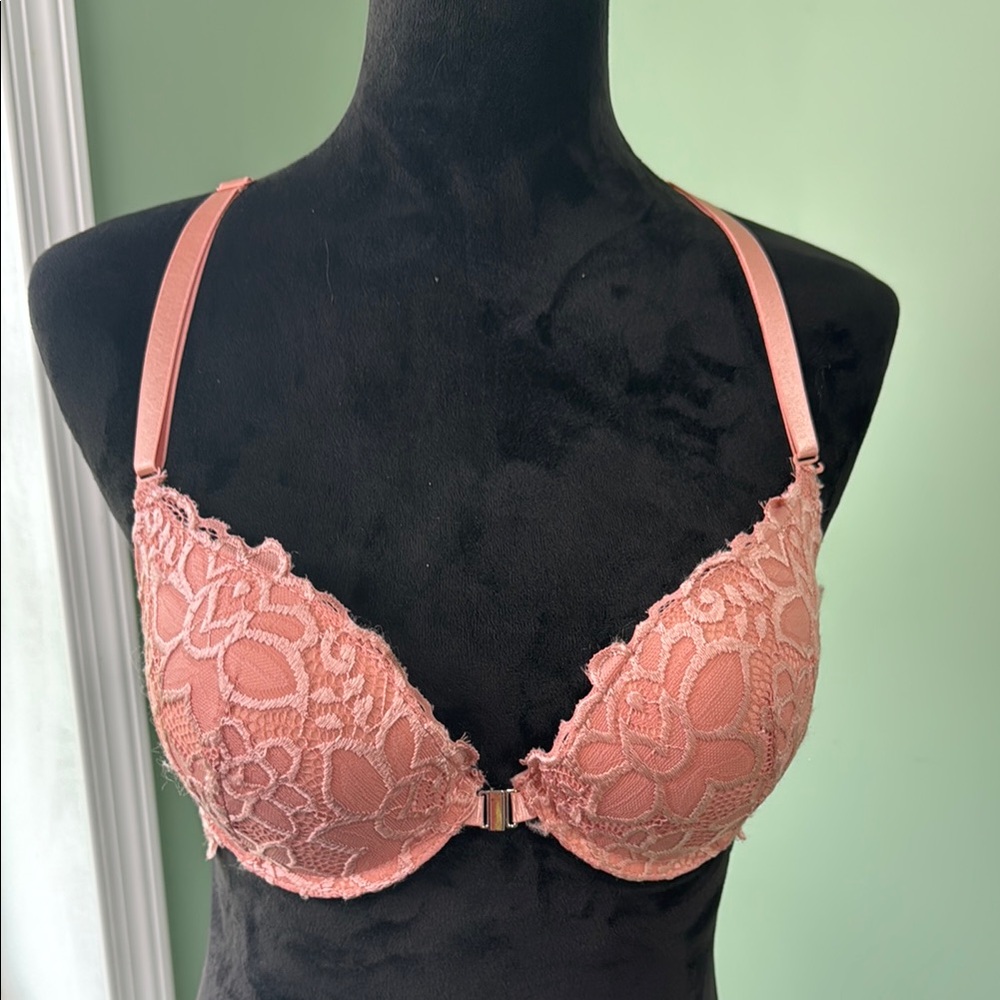True salmon, pink t-back bra, 36C